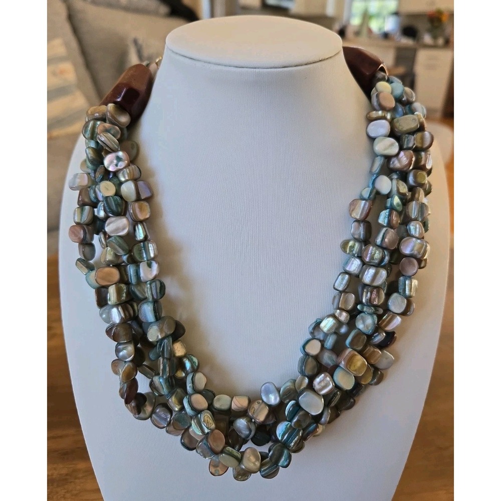Gardenia Hand Crafted 5 Strand Shell Necklace Chunky Beauty Adjustable To 19"